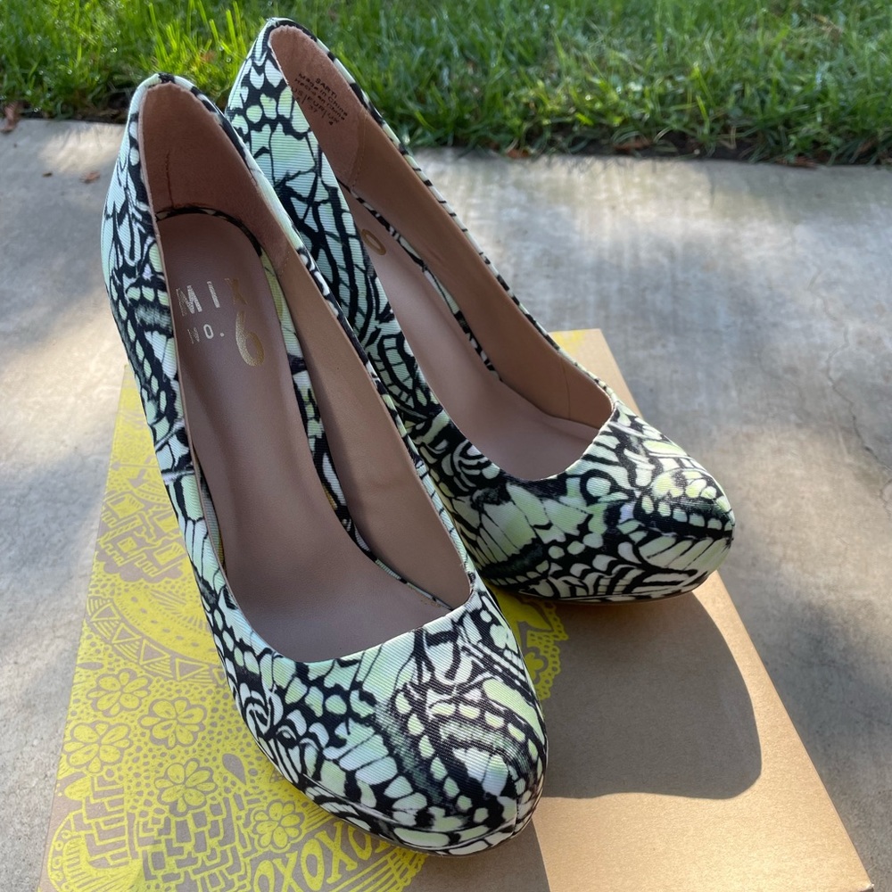 Mix #6 Heels. New. Sz 6.5 M Womens